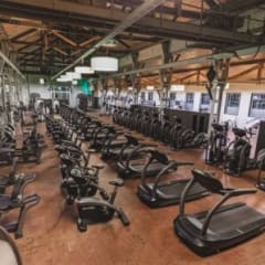 Moderne Fitnessgeräte