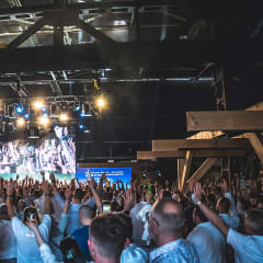 Grosse Partys. Firmenevents. Private Feiern. Workshops.